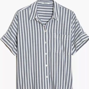 Madewell Daily Shirt in blue stripe, size L